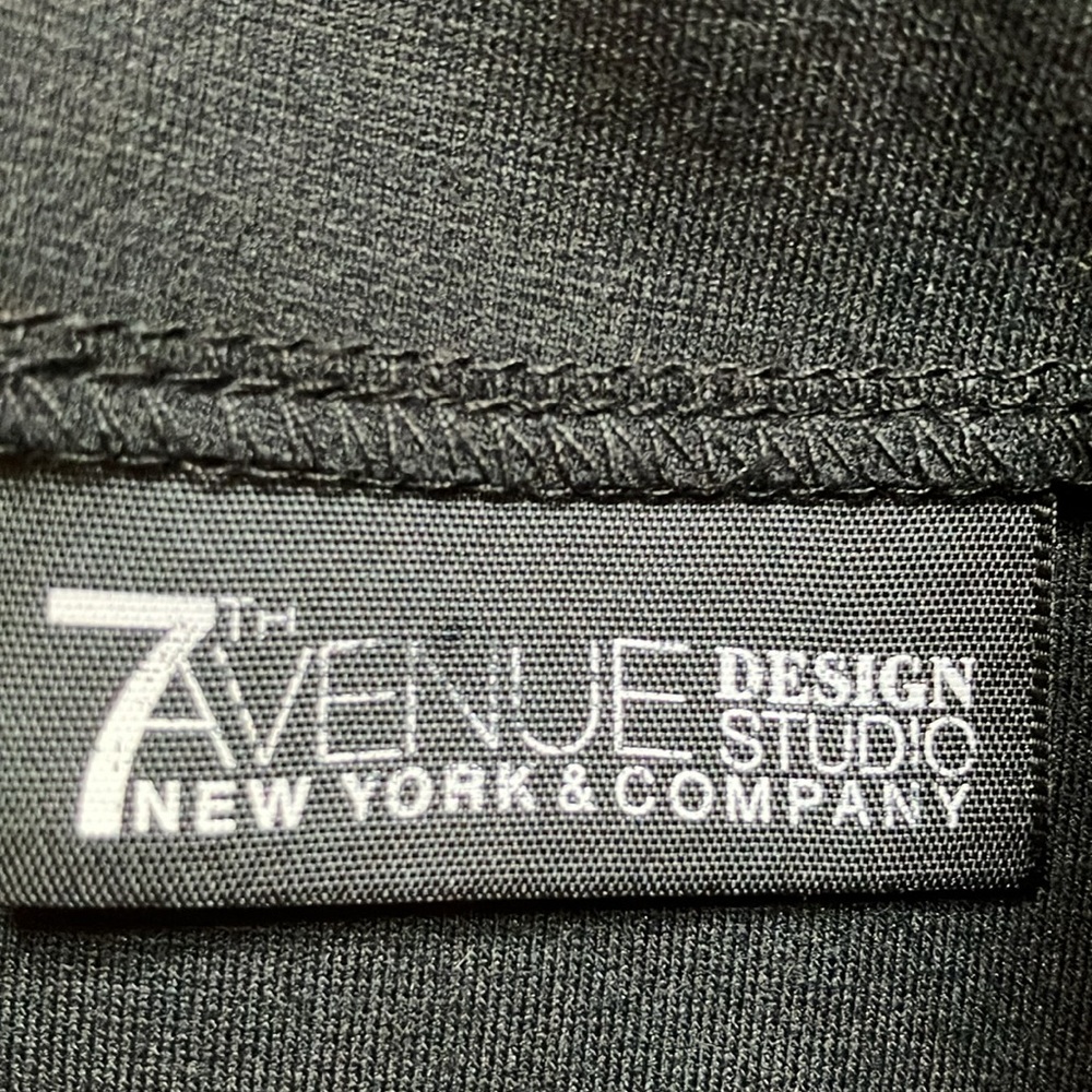 7th Avenue Design Studio Sleeveless Black Top - Picture 9 of 10